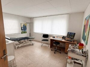 Hausarztpraxis mit Selbstdispensation sucht Nachfolge